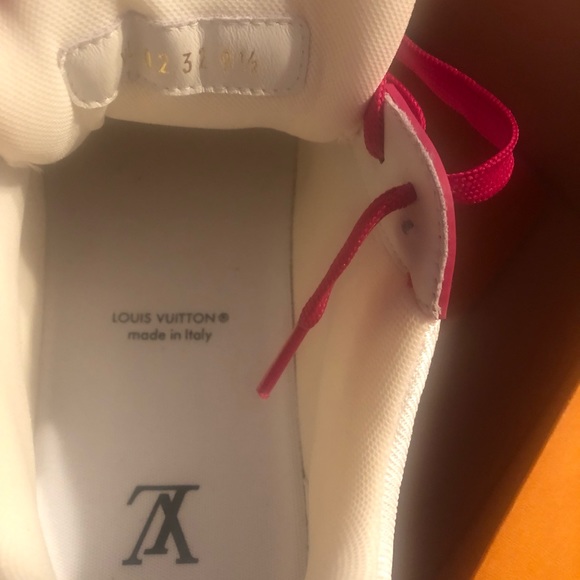 Authentic Luis Vuitton trainer sneakers - Picture 11 of 15